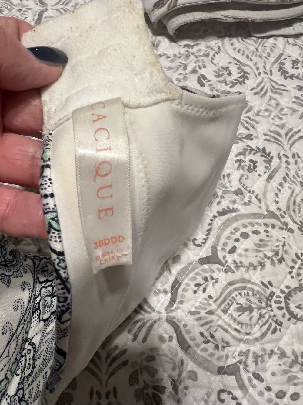 Cacique bra wore a few times in great shape!!!! - Picture 5 of 7